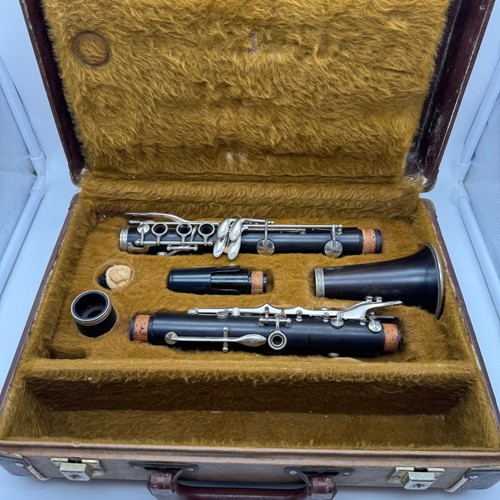 Yamaha ycl wood clarinet - ycl-32,